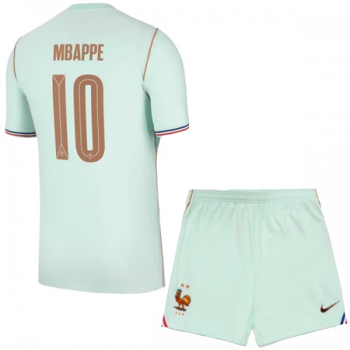 Conjunto França Mbappé 10 Equipamento Alternativo Mundial 2026 - Criança Conjunto França Mbappé 10 Equipamento Alternativo Mundial 2026 - Criança