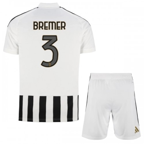 Conjunto Juventus Bremer 3 Equipamento Principal 2026-27 - Criança Conjunto Juventus Bremer 3 Equipamento Principal 2026-27 - Criança