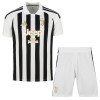 Conjunto Juventus Equipamento Principal 2026-27 - Criança Conjunto Juventus Equipamento Principal 2026-27 - Criança