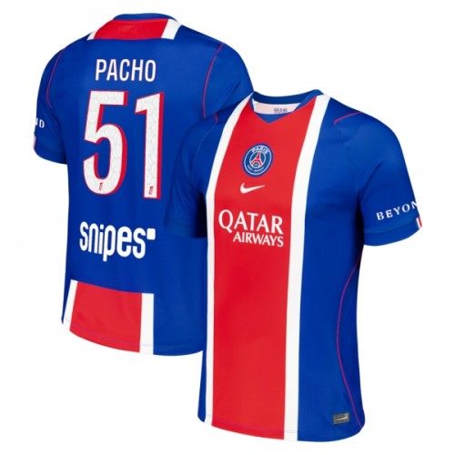 Camisola do Paris Saint-Germain Pacho 51 Equipamento Principal 2026-27 Camisola do Paris Saint-Germain Pacho 51 Equipamento Principal 2026-27