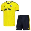 Conjunto Leeds United Equipamento Alternativo 2026-27 - Criança Conjunto Leeds United Equipamento Alternativo 2026-27 - Criança