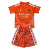 Conjunto Real Madrid Orange Version Guarda Redes 2026-27 - Criança Conjunto Real Madrid Orange Version Guarda Redes 2026-27 - Criança