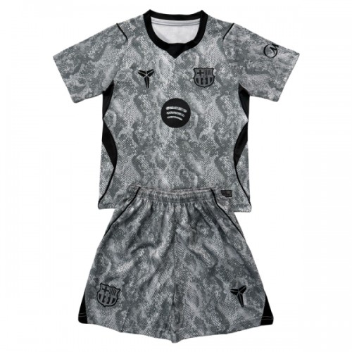 Conjunto FC Barcelona Equipamento Alternativo Guarda Redes 2026-27 - Criança Conjunto FC Barcelona Equipamento Alternativo Guarda Redes 2026-27 - Criança