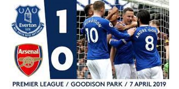O novo treinador do Everton como uma nova faca, derrotou o Arsenal por 0:1