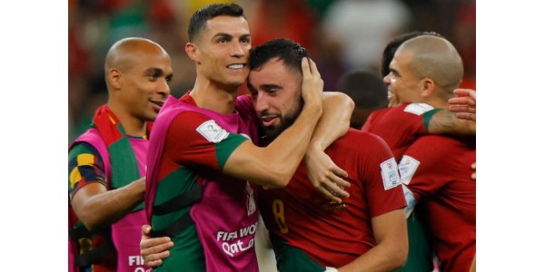 Copa do Mundo: Portugal 2-0 Uruguai, Portugal se qualificou com antecedência Copa do Mundo: Portugal 2-0 Uruguai, Portugal se qualificou com antecedência