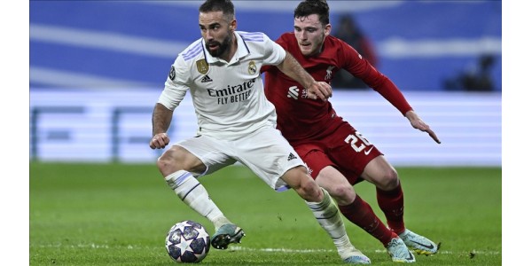 UEFA Champions League: Real Madrid 1-0 Liverpool, avançou com uma pontuação total de 6-2 UEFA Champions League: Real Madrid 1-0 Liverpool, avançou com uma pontuação total de 6-2