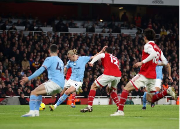 Premier League: Arsenal 1:3 Manchester City, Manchester City está em primeiro lugar!
